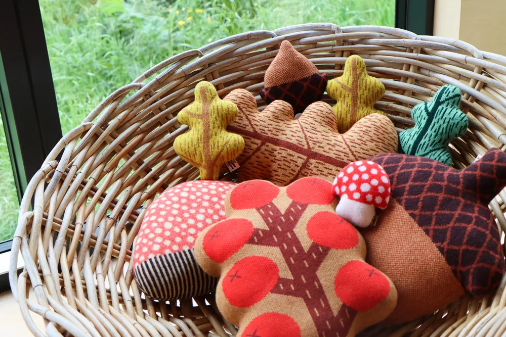 Best Sale Berry Shaped Cushion Shaped Cushions|Shaped Cushions
