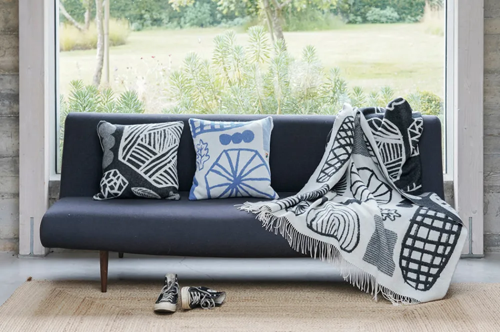 Best Forager Throw - Black & White Blankets + Throws